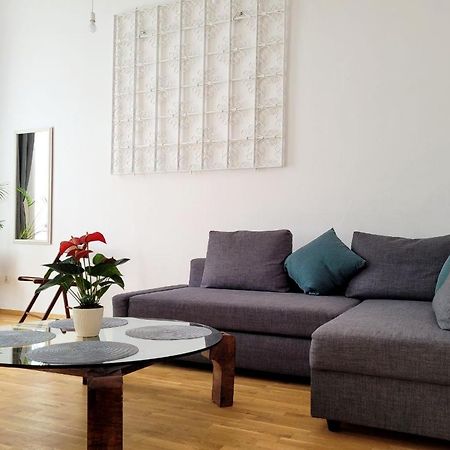 Przytulne Apartamenty W Centrum Warszawy Lok 2 Varsó Kültér fotó